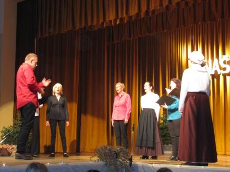 Počastitev 35-letnice delovanja Folklorne skupine KUD Razkrižje in predstavitev novih folklornih kostumov 17